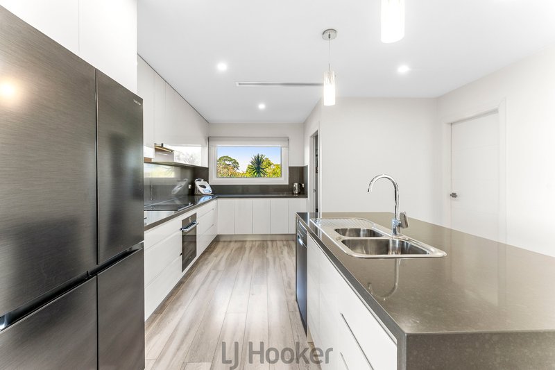 Photo - 81 Sunlight Parade, Fishing Point NSW 2283 - Image 6