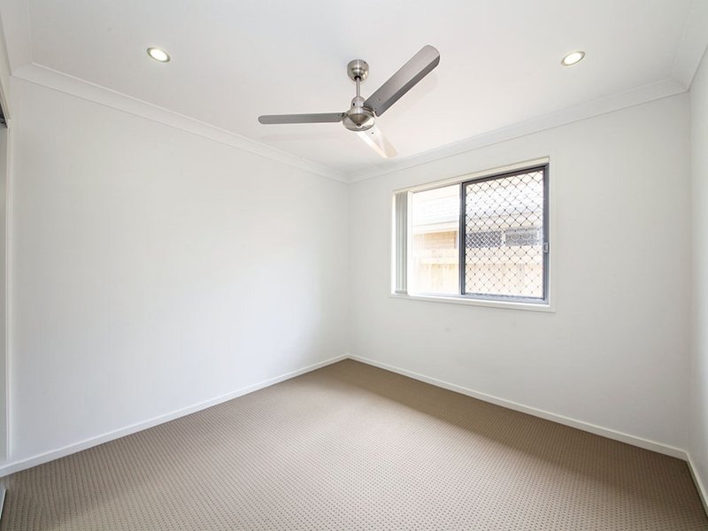 Photo - 81 Surround Street, Dakabin QLD 4503 - Image 10