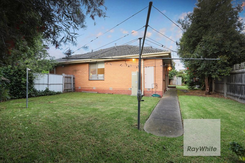 Photo - 81 Tadstan Drive, Tullamarine VIC 3043 - Image 16