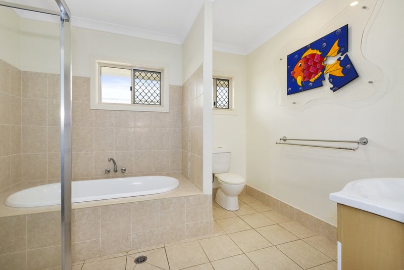 Photo - 81 Terranora Road, Banora Point NSW 2486 - Image 8