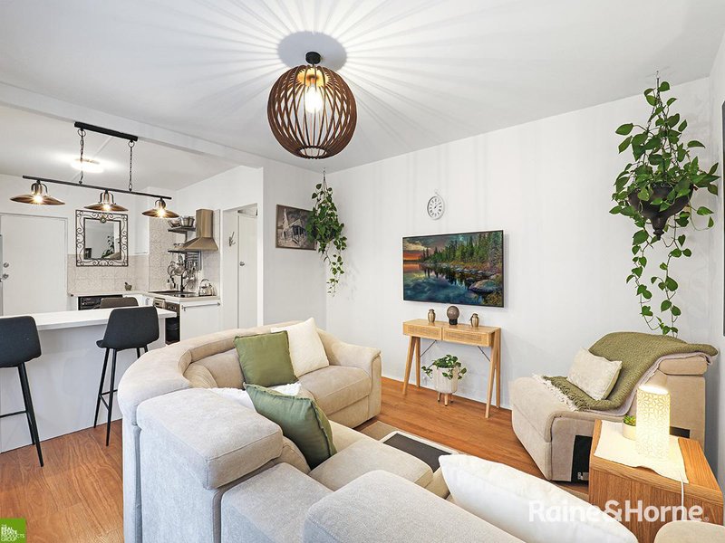 Photo - 8/1 Thomas Street, Wollongong NSW 2500 - Image 4