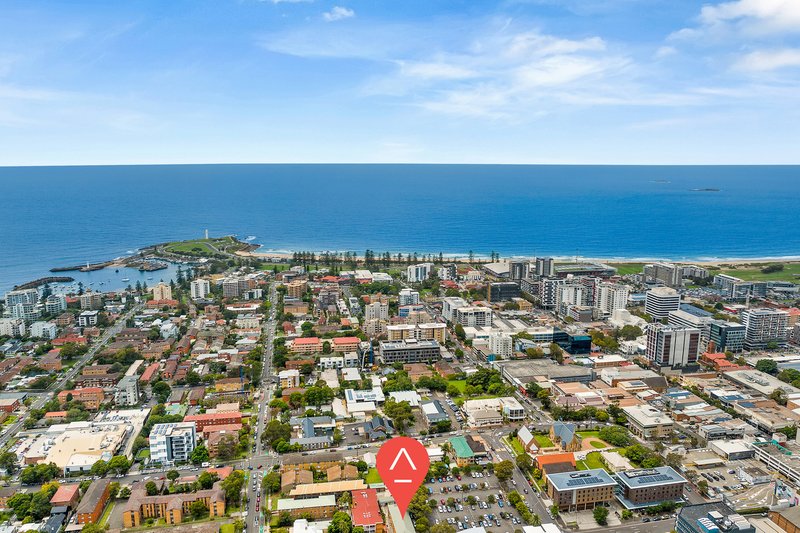 Photo - 8/1 Thomas Street, Wollongong NSW 2500 - Image 7