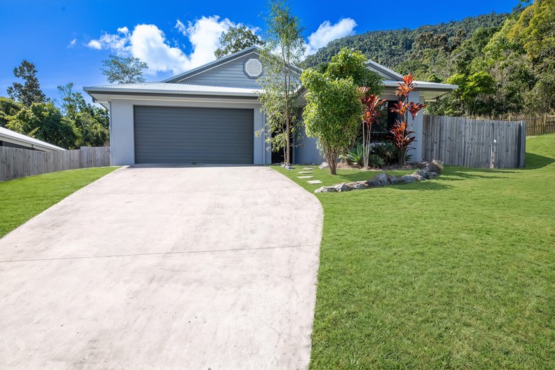 Photo - 81 Trader Crescent, Cannonvale QLD 4802 - Image 1