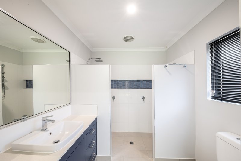Photo - 81 Trader Crescent, Cannonvale QLD 4802 - Image 9
