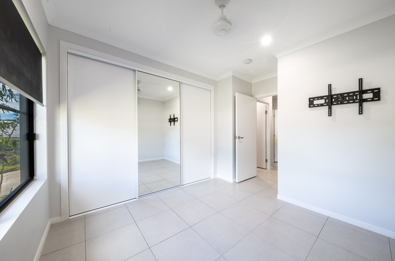 Photo - 81 Trader Crescent, Cannonvale QLD 4802 - Image 11
