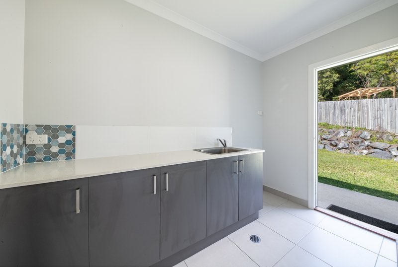 Photo - 81 Trader Crescent, Cannonvale QLD 4802 - Image 14