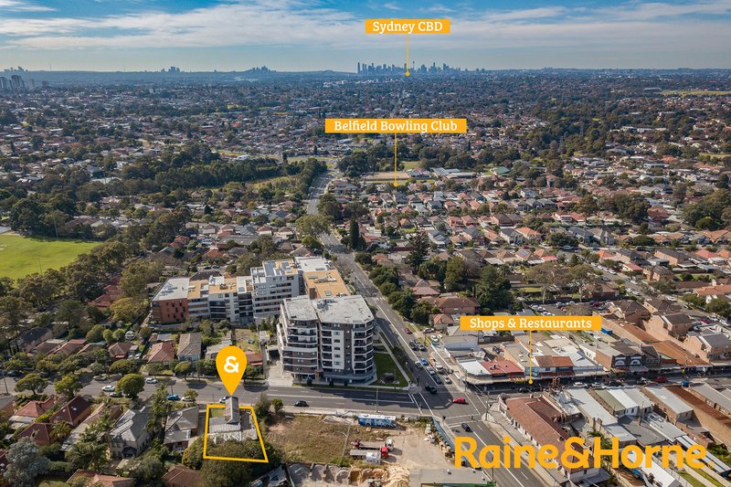 Photo - 81 Water Street, Strathfield South NSW 2136 - Image 4