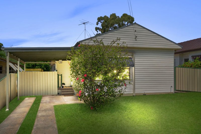 Photo - 81 William Street, Blacktown NSW 2148 - Image 2