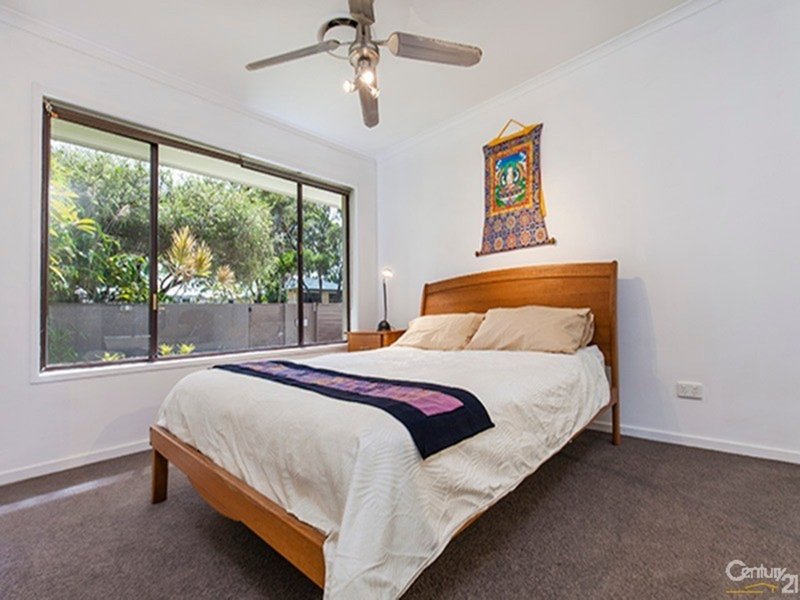 Photo - 81 Wrigley Street, Maroochydore QLD 4558 - Image 7