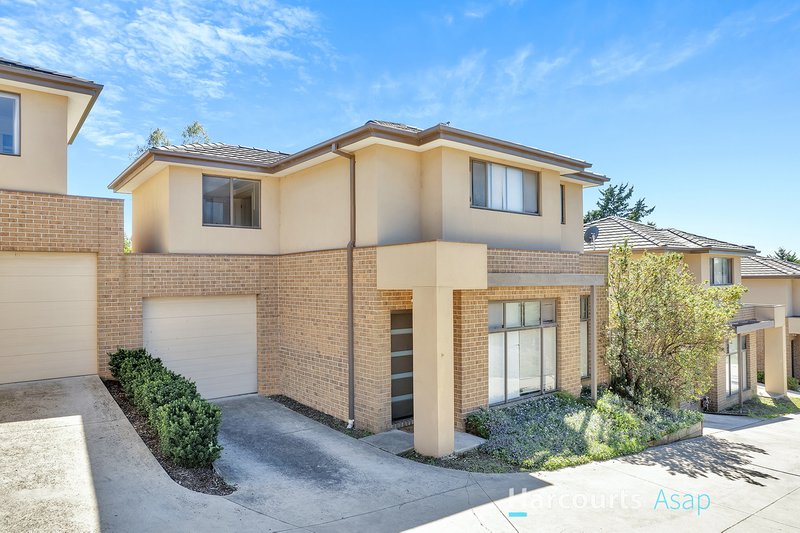 Photo - 8/10-12 Innes Court, Berwick VIC 3806 - Image 3