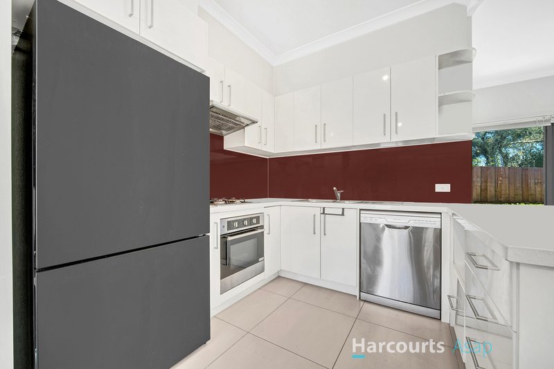 Photo - 8/10-12 Innes Court, Berwick VIC 3806 - Image 4