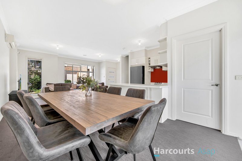 Photo - 8/10-12 Innes Court, Berwick VIC 3806 - Image 6