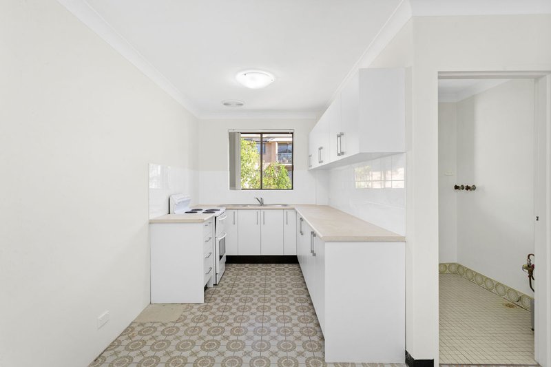 Photo - 8/10-12 Paton Street, Merrylands NSW 2160 - Image 3