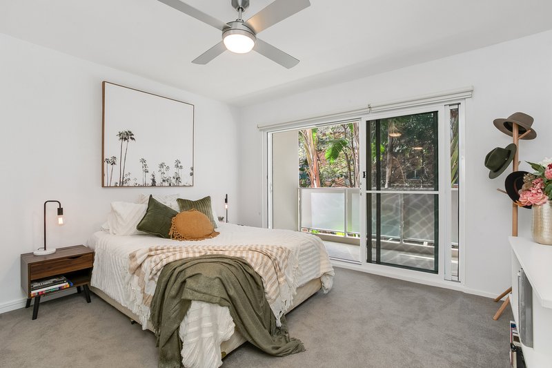 Photo - 8/10-12 Stuart Street, Collaroy NSW 2097 - Image 4