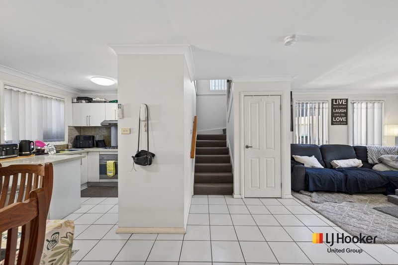 Photo - 8/10-12 Yerona Street, Prestons NSW 2170 - Image 3