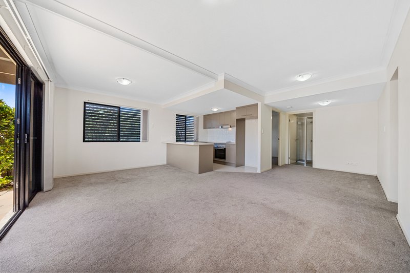Photo - 8/10-14 Syria Street, Beenleigh QLD 4207 - Image 3