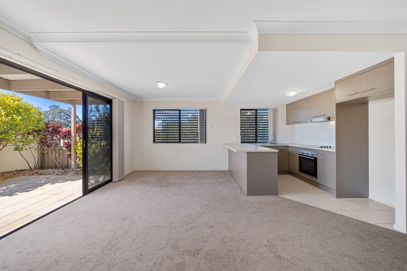Photo - 8/10-14 Syria Street, Beenleigh QLD 4207 - Image 10