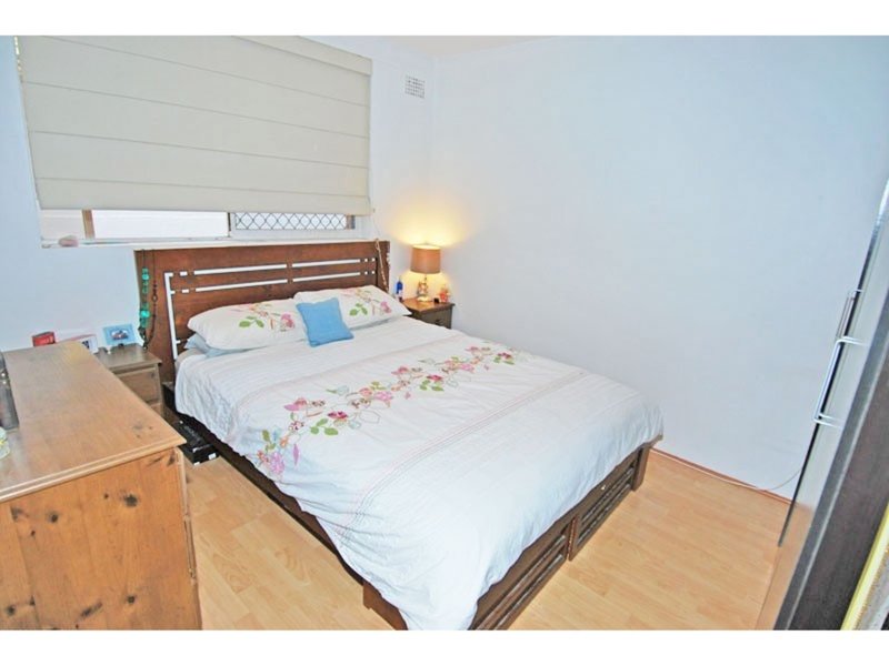 Photo - 8/10 Bessell Ave , North Wollongong NSW 2500 - Image 8