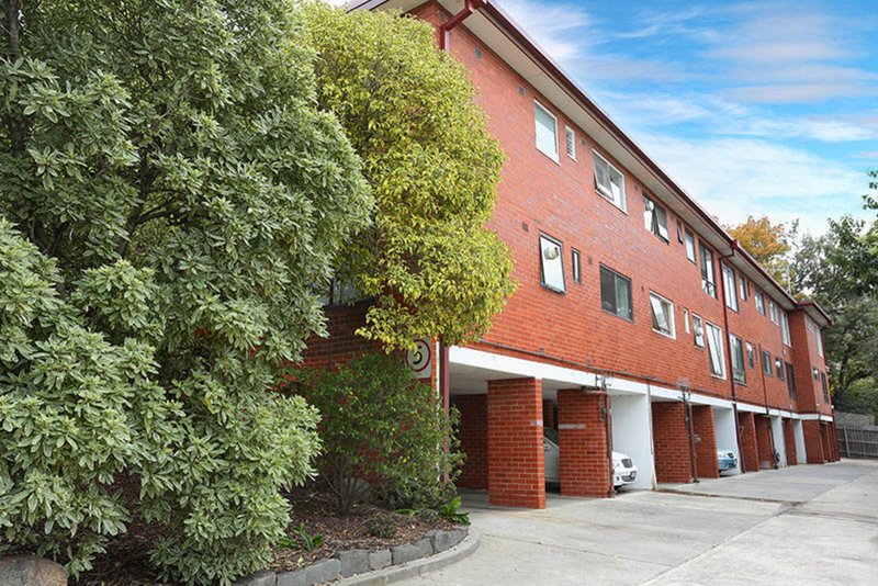 8/10 Middle Road, Maribyrnong VIC 3032