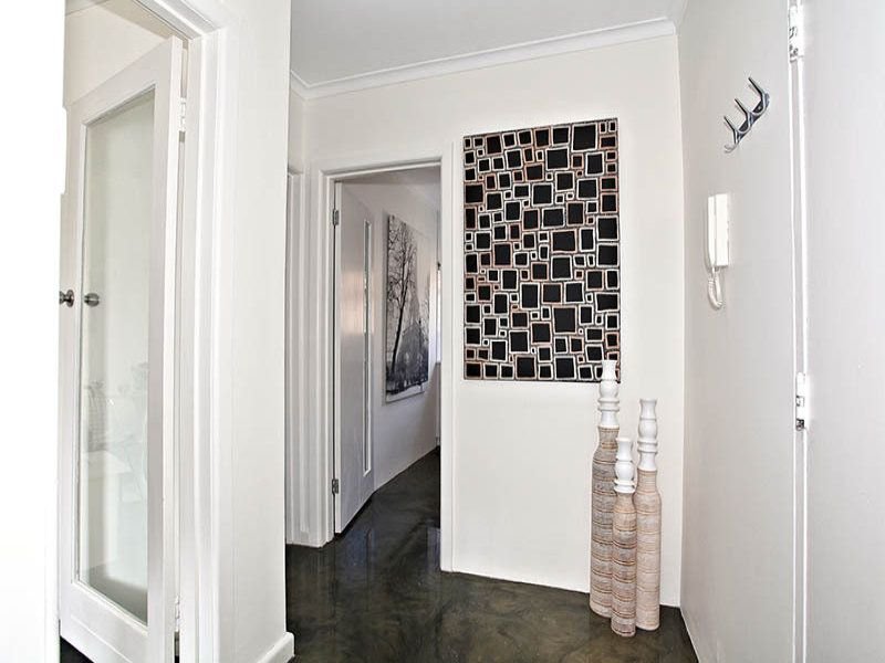 Photo - 8/10 Mitford St , St Kilda VIC 3182 - Image 5