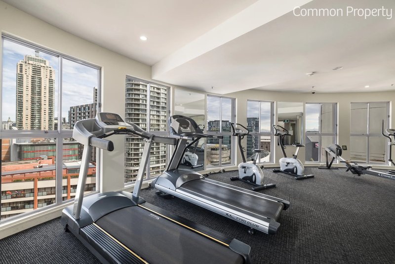 Photo - 810/28 Harbour Street, Sydney NSW 2000 - Image 8
