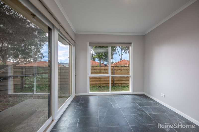 Photo - 8/103 Pasley Street, Sunbury VIC 3429 - Image 2