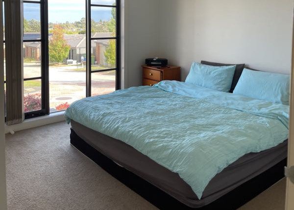 Photo - 8/107 Army Road, Pakenham VIC 3810 - Image 5