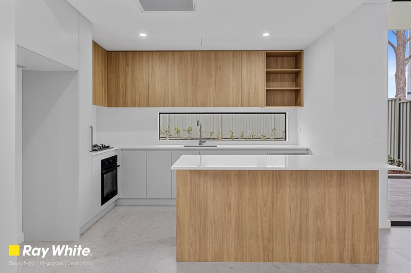 Photo - 8/107 Bellingara Road, Miranda NSW 2228 - Image 3