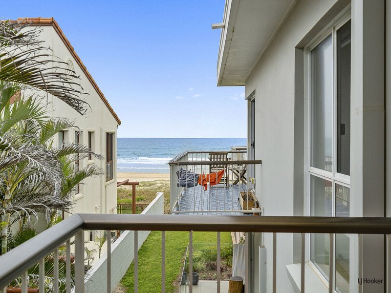 Photo - 8/107 Hedges Avenue, Mermaid Beach QLD 4218 - Image 1