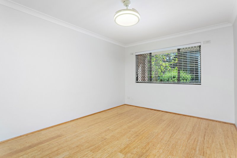 Photo - 8/108-110 Kiora Road, Miranda NSW 2228 - Image 7