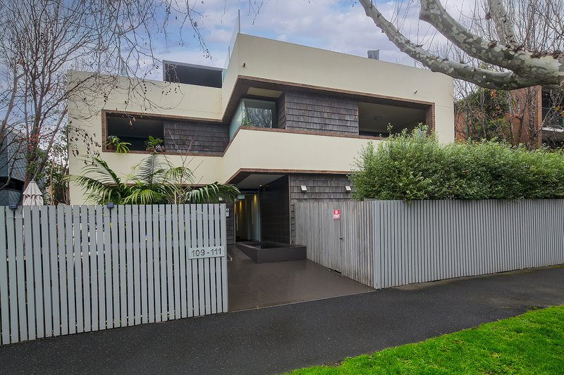 8/109-111 Addison Street, Elwood VIC 3184