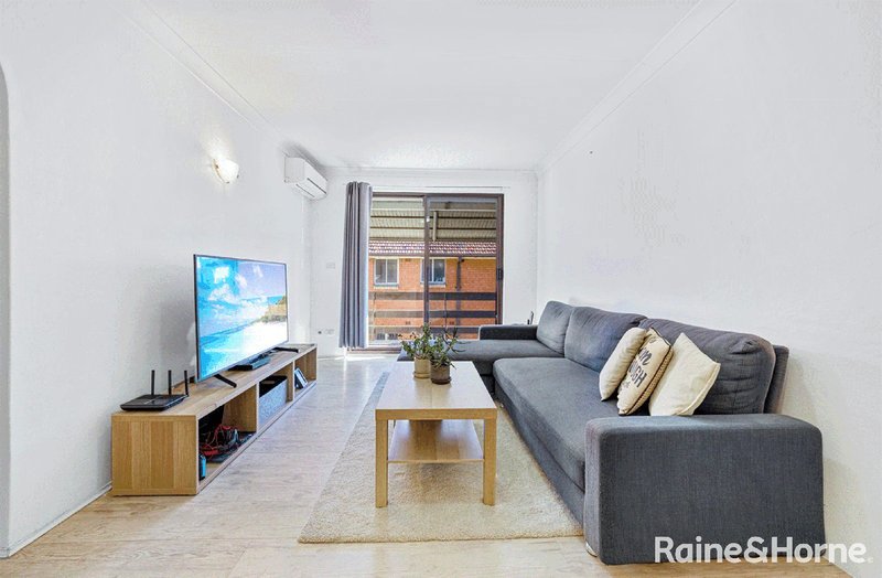 Photo - 8/11 Brisbane Street, Harris Park NSW 2150 - Image 2
