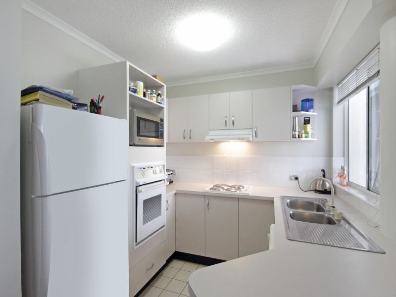 Photo - 8/11 Foote Street, Mooloolaba QLD 4557 - Image 5