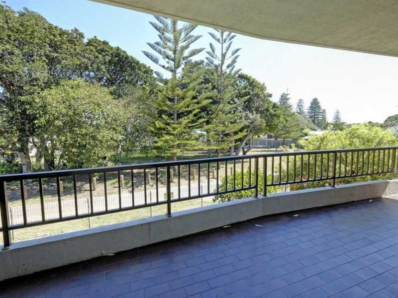 Photo - 8/11 Reserve Road 'Paradise Court' , Forster NSW 2428 - Image 3