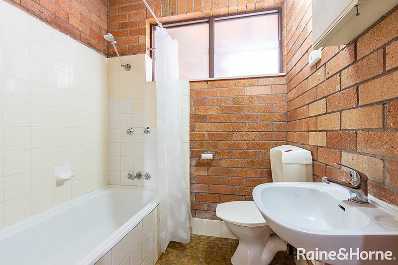 Photo - 8/110 George Street, Bathurst NSW 2795 - Image 9