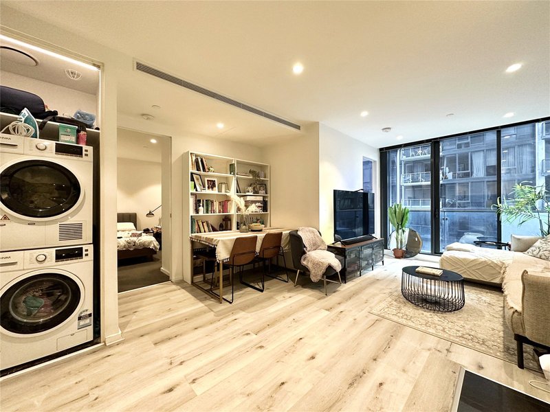 Photo - 811/1 Balston Street, Southbank VIC 3006 - Image 1