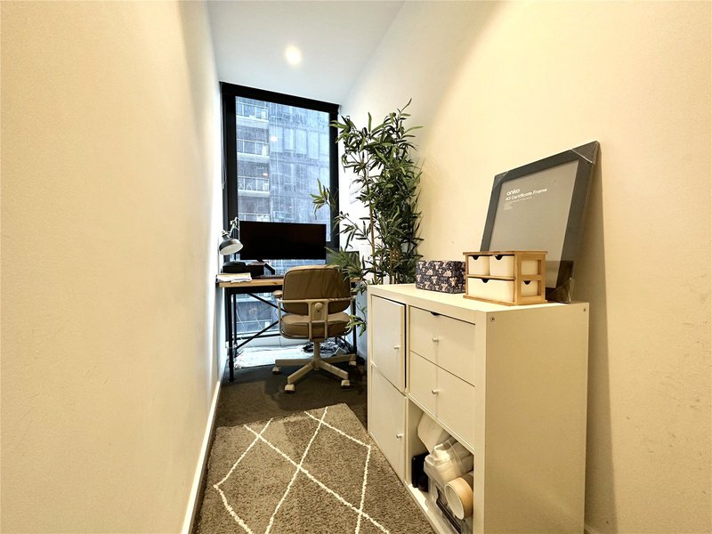 Photo - 811/1 Balston Street, Southbank VIC 3006 - Image 10