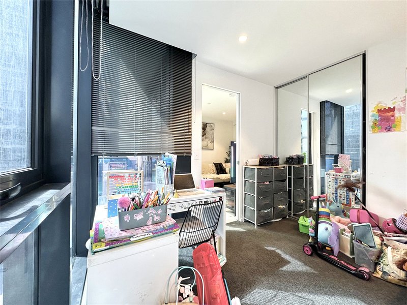 Photo - 811/1 Balston Street, Southbank VIC 3006 - Image 11