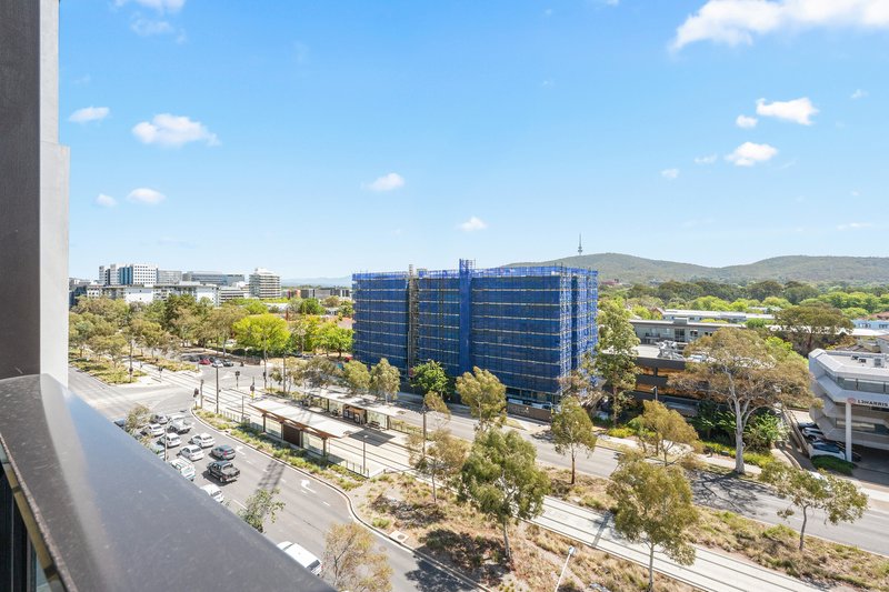 Photo - 811/1 Elouera Street, Braddon ACT 2612 - Image 2