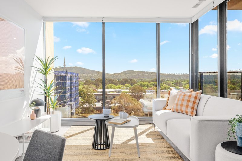 Photo - 811/1 Elouera Street, Braddon ACT 2612 - Image 4