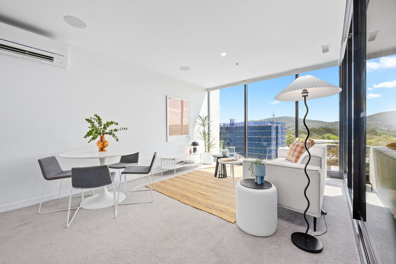 Photo - 811/1 Elouera Street, Braddon ACT 2612 - Image 5