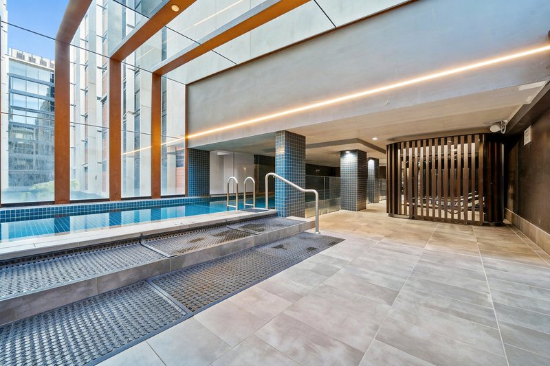 Photo - 811/1 Elouera Street, Braddon ACT 2612 - Image 16