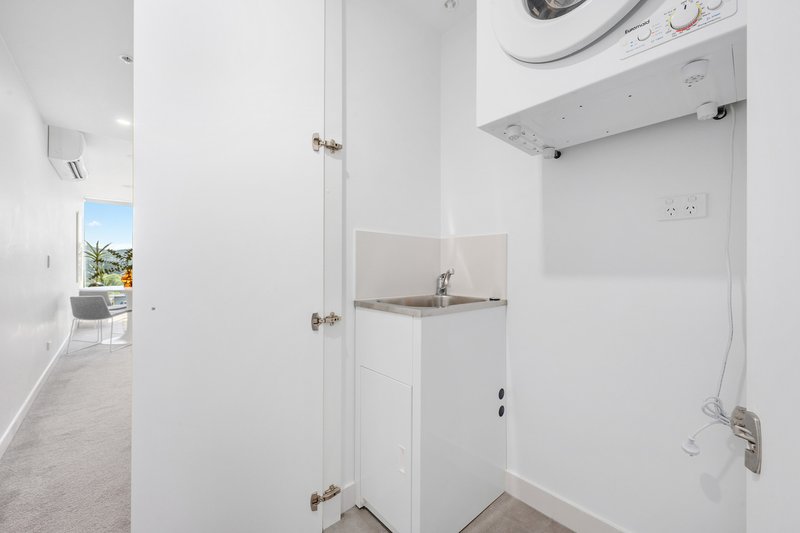 Photo - 811/1 Elouera Street, Braddon ACT 2612 - Image 23