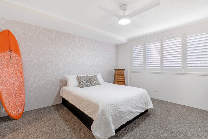 Photo - 8/111 Old Burleigh Road, Broadbeach QLD 4218 - Image 6