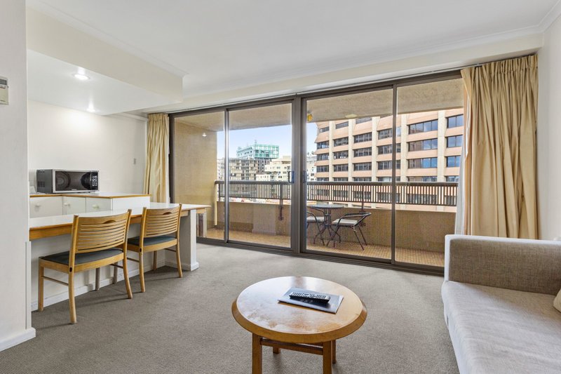 Photo - 811/38 College Street, Sydney NSW 2000 - Image 4