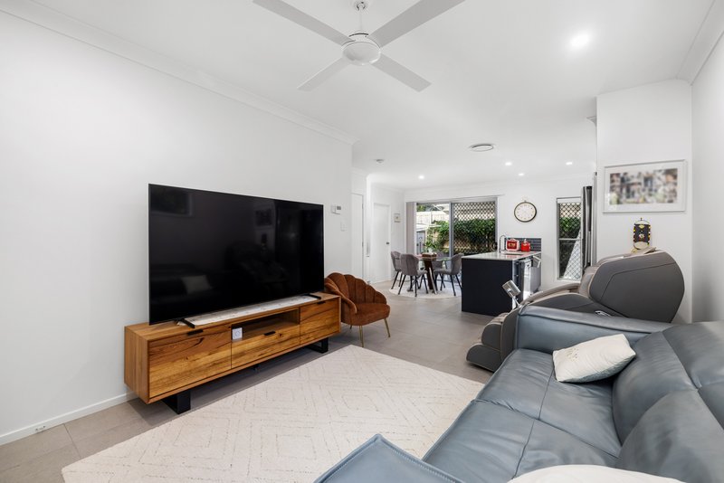 Photo - 81/14 Cavill Place, Runcorn QLD 4113 - Image 7