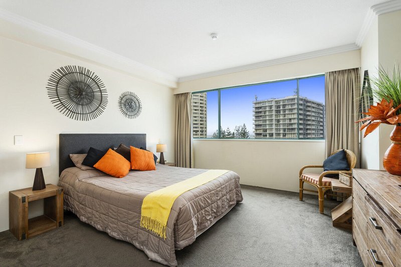 Photo - 811/5-19 Palm Avenue, Surfers Paradise QLD 4217 - Image 4