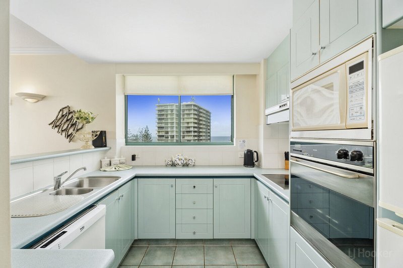 Photo - 811/5-19 Palm Avenue, Surfers Paradise QLD 4217 - Image 7