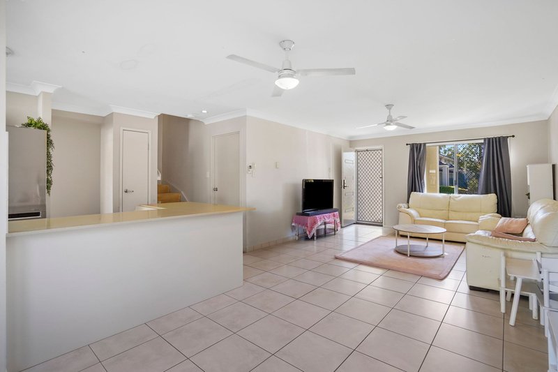 Photo - 8/116-136 Station Road, Loganlea QLD 4131 - Image 4
