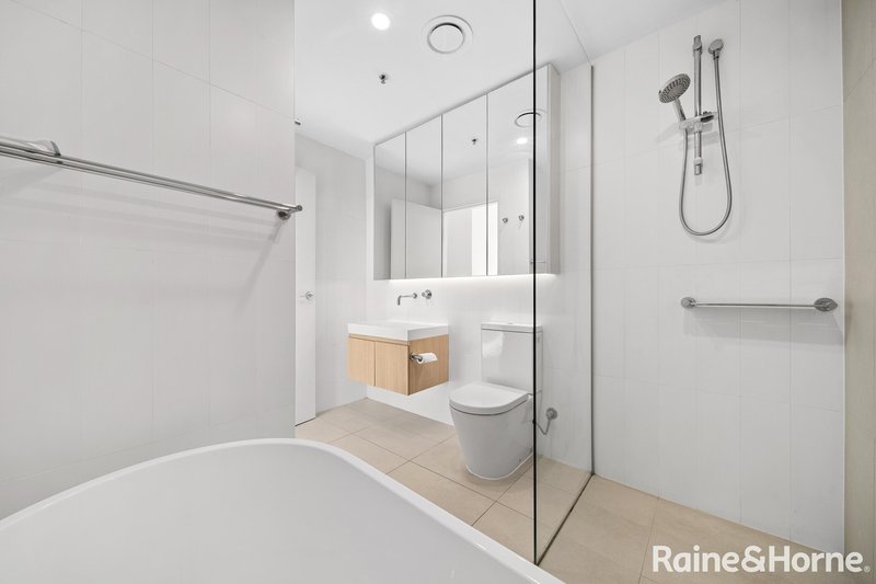 Photo - 811/6B Atkinson Street, Liverpool NSW 2170 - Image 4